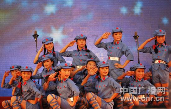 陈永贵是农民,却当选了副总理,儿子陈明亮:我爸的遗嘱是改过的